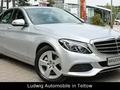 Gebraucht Mercedes C180 156 PS (114 kW) 2015 Silber Limousine