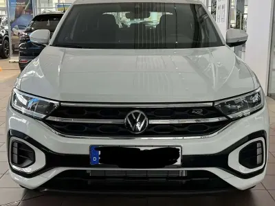 Używany VW T-Roc R-line 110 KM (80 kW) 2023 Biały SUV