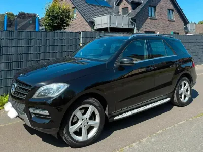 Gebraucht Mercedes ML350 Sport Edition 258 PS (189 kW) 2012 Schwarz SUV