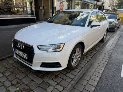Gebraucht Audi A4 Sport 150 PS (110 kW) 2016 Weiß Kombi