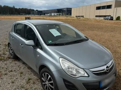Gebraucht Opel Corsa 75 PS (55 kW) 2013 Kleinwagen