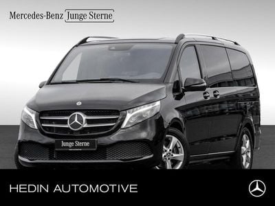 Schwarz Gebraucht 2023 Mercedes V300 Van / Kleinbus | 50.900 € (Superpreis)