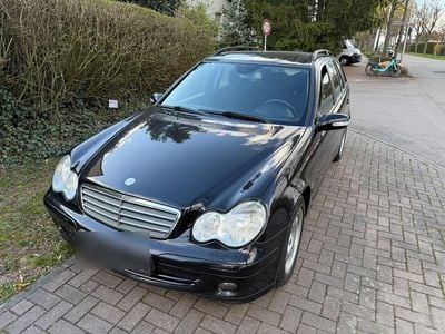 Gebraucht Mercedes C220 150 PS (110 kW) 2007 Schwarz Kombi