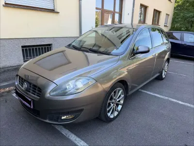 Gebraucht Fiat Croma Emotion 150 PS (110 kW) 2008 Braun Kombi