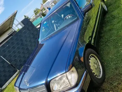 Gebraucht Mercedes S500 320 PS (235 kW) 1996 Blau Limousine