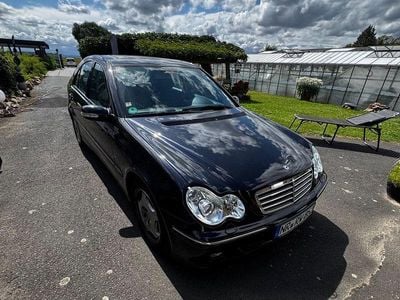 Mercedes C200