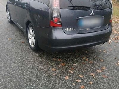 Mitsubishi Grandis