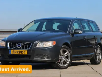 Usata Volvo V70 Momentum 163 CV (119 kW) 2011 Grigio Station wagon
