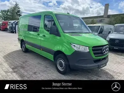 Używany Mercedes Sprinter 170 KM (125 kW) 2024 Zielony Van