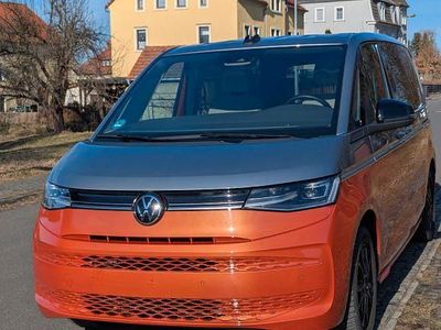 Gebraucht VW Multivan Life 204 PS (150 kW) 2025 Orange Van