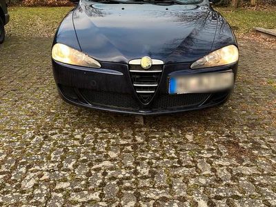 Blau Gebraucht 2005 Alfa Romeo 147 Kleinwagen | 600 € (Teuer)