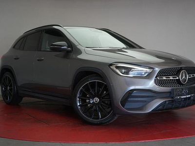 Mercedes GLA220