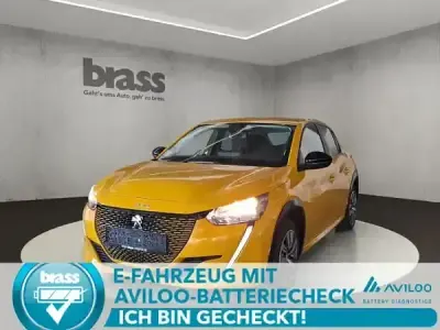 Occasion Peugeot 208 Active 100 kW (136 PK) 2022 Geel Hatchback