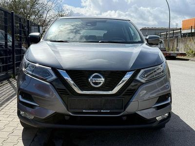 Gebraucht Nissan Qashqai N-Connecta 159 PS (116 kW) 2019 Grau SUV