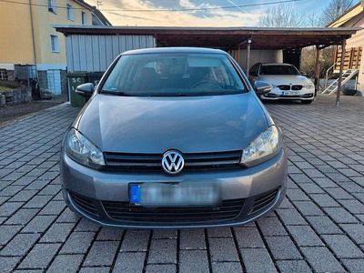 Gebraucht VW Golf VI 102 PS (75 kW) 2009 Silber Kleinwagen