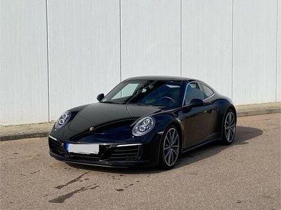 Porsche 911 Carrera 4