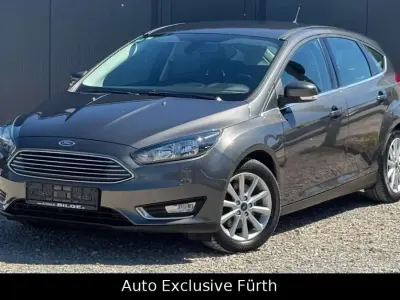 Używany Ford Focus Titanium 182 KM (133 kW) 2016 Szary Sedan/Limuzyna