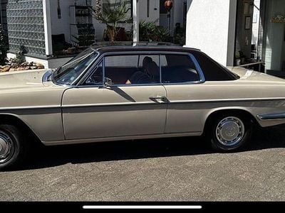 Gebraucht Mercedes 250 130 PS (95 kW) 1971 Beige Coupé