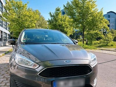 gebraucht Ford Focus 1,0 EcoBoost 74kW Trend Turnier Trend