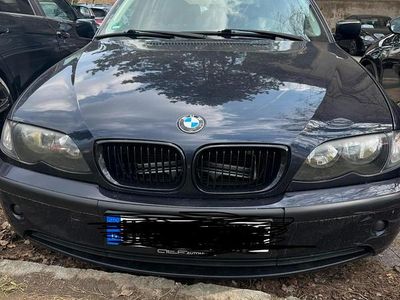 Gebraucht BMW 320 170 PS (125 kW) 2002 Blau Kombi