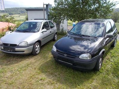 Gebraucht Opel Corsa Edition 65 PS (47 kW) 2000 Silber Limousine