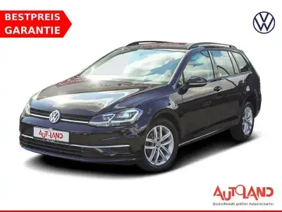 Gebraucht VW Golf VII 150 PS (110 kW) 2019 Deep black perleffekt Kombi
