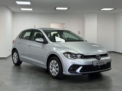Gebraucht VW Polo Life 95 PS (69 kW) 2023 Reflexsilber Kleinwagen