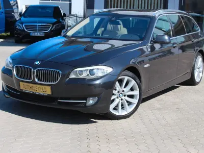 Gebraucht BMW 520 Comfort Edition 184 PS (135 kW) 2012 Grau Kombi