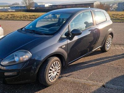 Gebraucht 2011 Fiat Punto Kleinwagen | 1.800 €