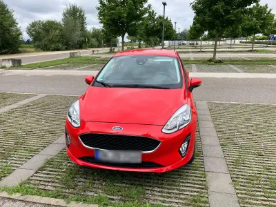 Gebraucht Ford Fiesta Cool & Connect 86 PS (63 kW) 2019 Rot Kleinwagen