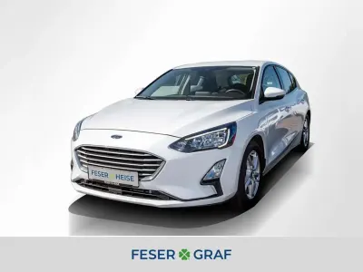 Gebraucht Ford Focus Cool & Connect 120 PS (88 kW) 2021 Frostweiß Limousine