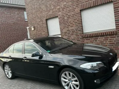Gebraucht BMW 530 258 PS (189 kW) 2012 Schwarz Limousine