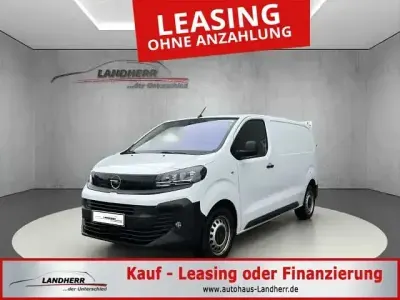 Używany Opel Vivaro 144 KM (105 kW) 2024 Biały Minivan