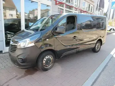 Gebraucht Opel Vivaro 125 PS (91 kW) 2018 Schwarz Van / Kleinbus