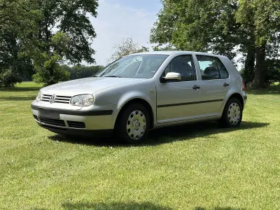 Gebraucht VW Golf III 116 PS (85 kW) 1999 Silber Limousine