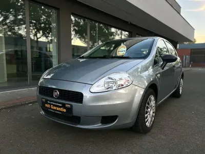 Gebraucht Fiat Grande Punto Basis 69 PS (50 kW) 2012 Kleinwagen