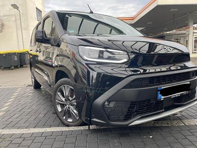 Schwarz Gebraucht 2024 Toyota Proace City City Van / Kleinbus | 34.500 € (Teuer)