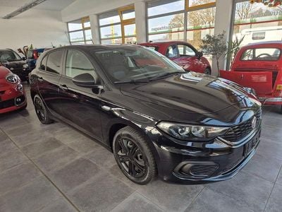 Gebraucht Fiat Tipo Street 95 PS (69 kW) 2019 Schwarz Limousine