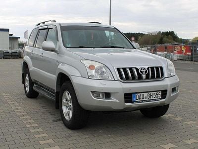 Second-hand Toyota Land Cruiser Prado 173 CP (127 kW) 2008 Argintiu SUV