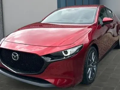 Neu Mazda 3 Exclusive-Line 140 PS (102 kW) 2026 Rot Limousine
