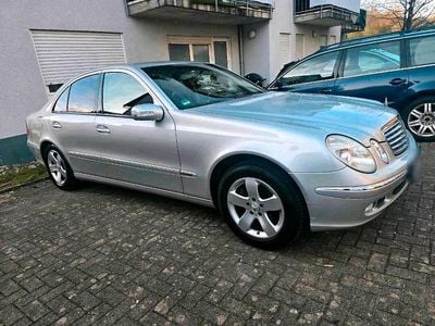 Usata Mercedes E220 2004 Argento Berlina