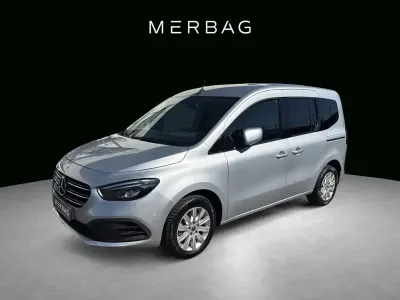 Gebraucht Mercedes T180 Progressive 116 PS (85 kW) 2025 Silber Van / Kleinbus