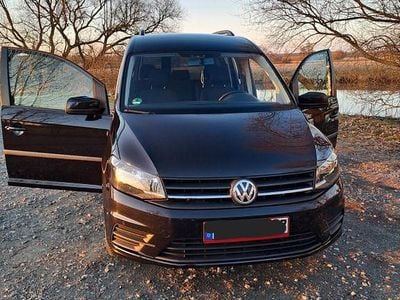 Gebraucht VW Caddy Trendline 102 PS (75 kW) 2020 Schwarz Van / Kleinbus