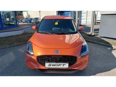 Neu Suzuki Swift Comfort+ 83 PS (61 kW) 2026 Orange Kleinwagen