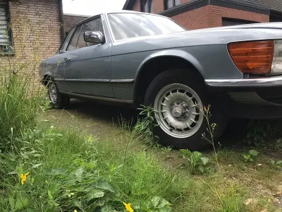 Gebraucht Mercedes C180 100 PS (73 kW) 1980 Silber Limousine