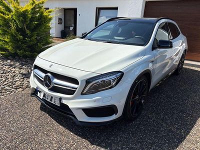 Mercedes GLA45 AMG