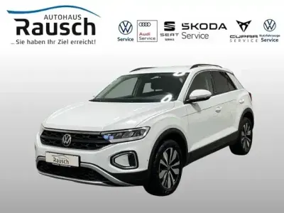 Używany VW T-Roc Move 150 KM (110 kW) 2024 Biały SUV