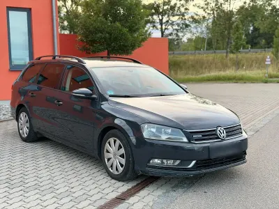 Gebraucht VW Passat 105 PS (77 kW) 2012 Grau Kombi