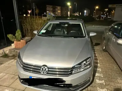 Gebraucht VW Passat 140 PS (102 kW) 2012 Silber Limousine