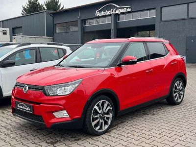 Usata SsangYong Tivoli 116 CV (85 kW) 2016 Rosso SUV